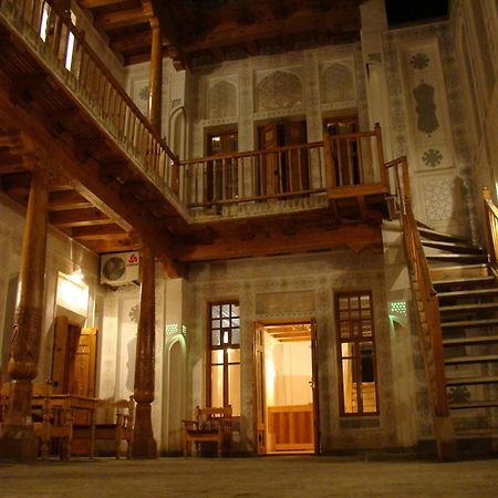 Komil Bukhara Boutique Hotel ภายนอก รูปภาพ
