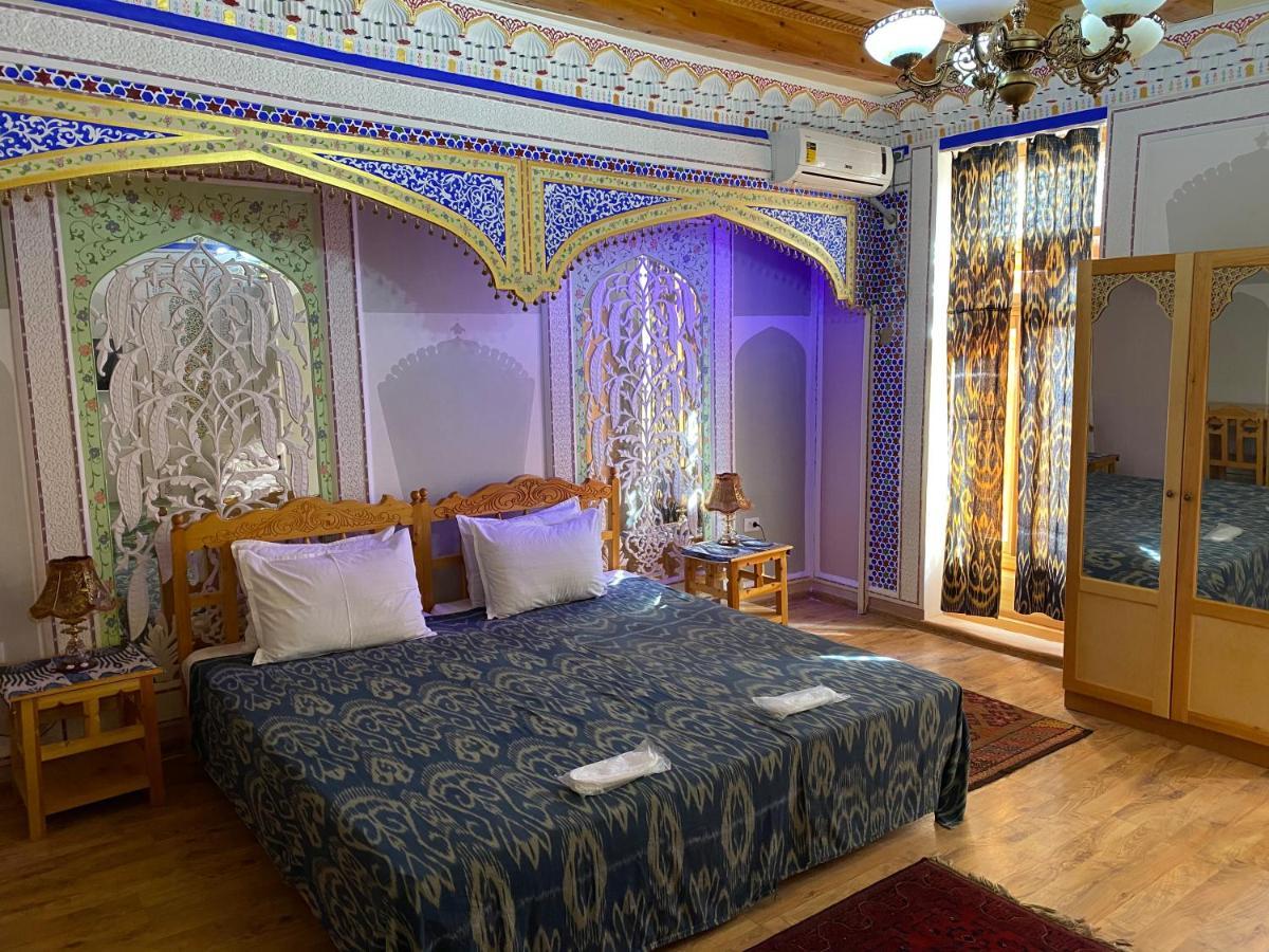 Komil Bukhara Boutique Hotel ภายนอก รูปภาพ