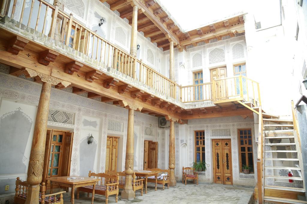 Komil Bukhara Boutique Hotel ภายนอก รูปภาพ