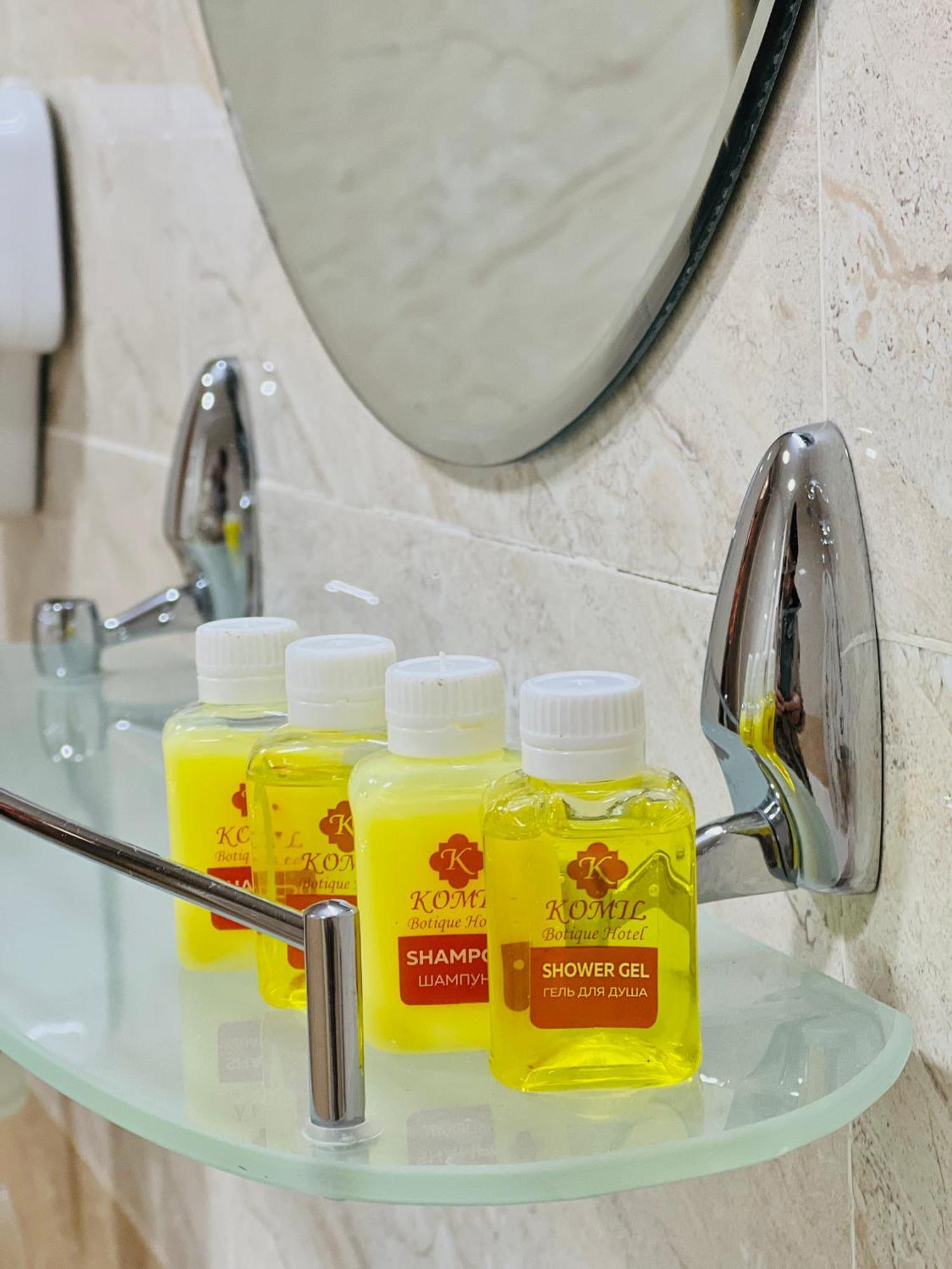Komil Bukhara Boutique Hotel ภายนอก รูปภาพ