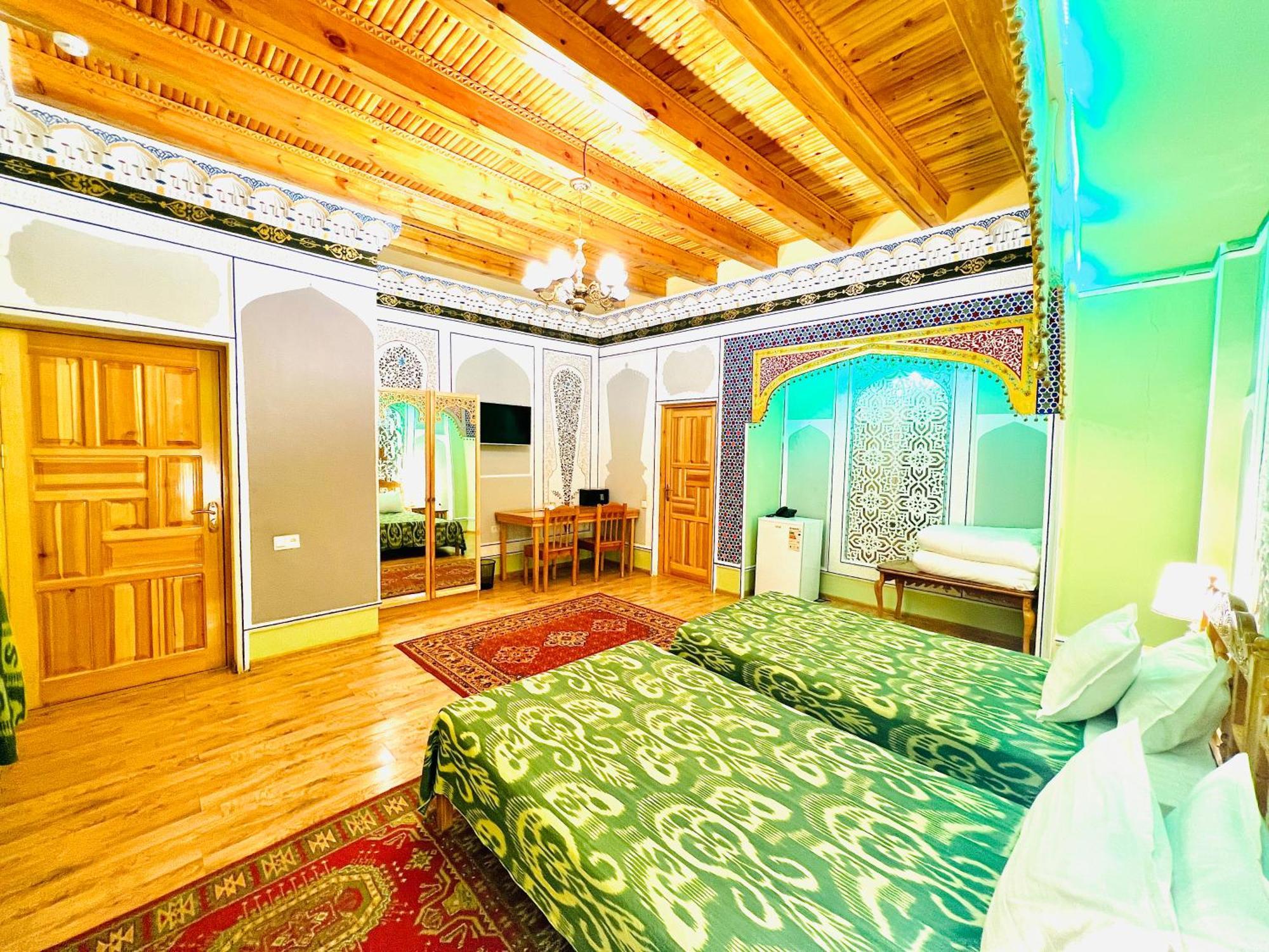 Komil Bukhara Boutique Hotel ภายนอก รูปภาพ