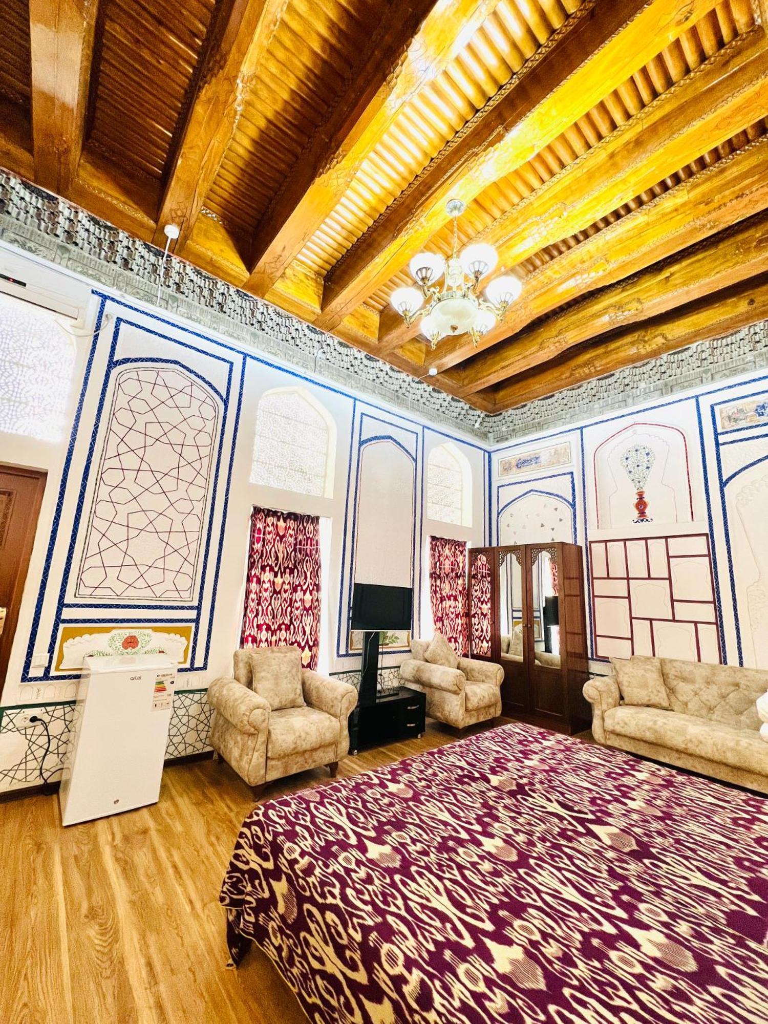 Komil Bukhara Boutique Hotel ภายนอก รูปภาพ