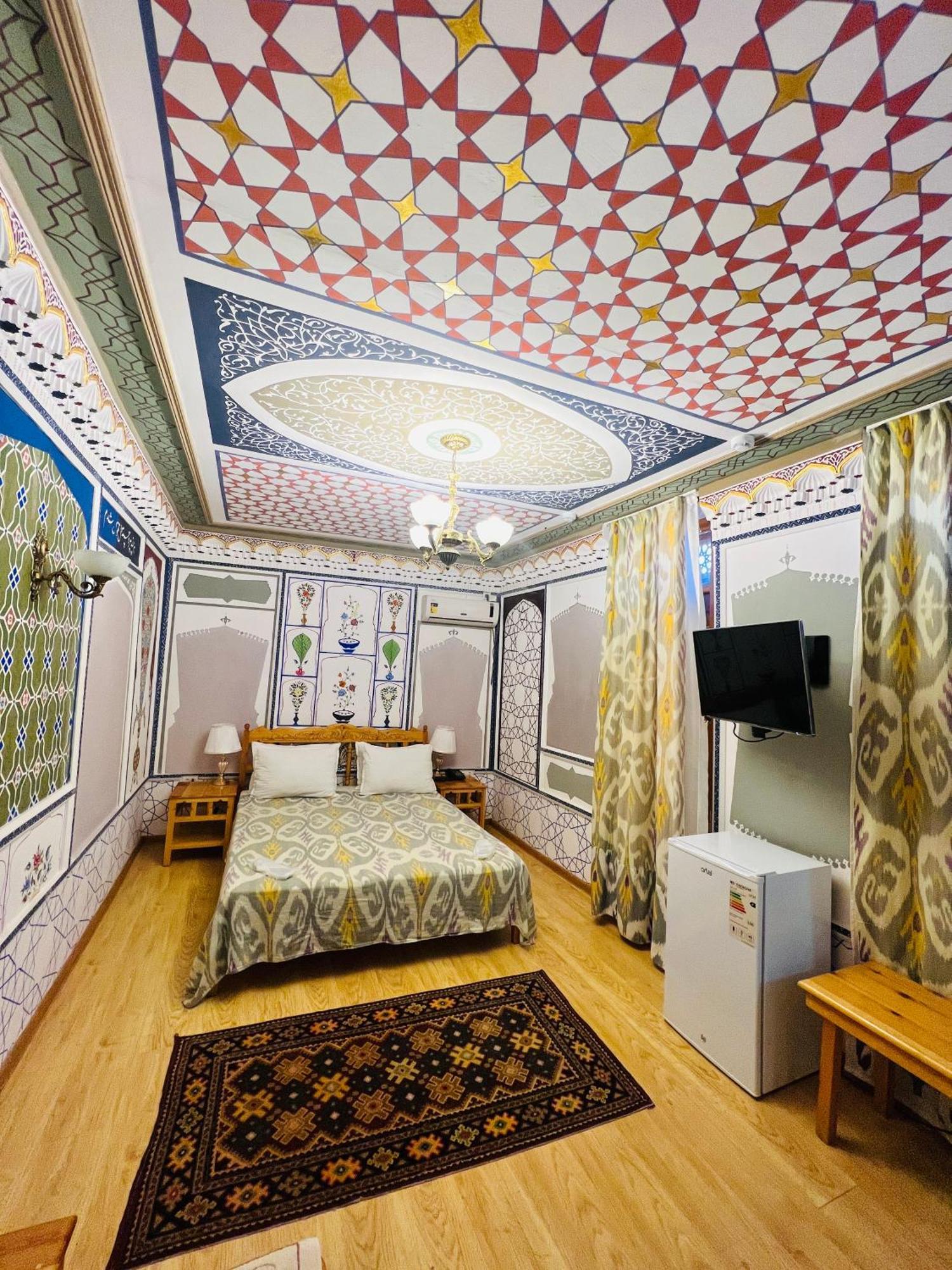 Komil Bukhara Boutique Hotel ภายนอก รูปภาพ