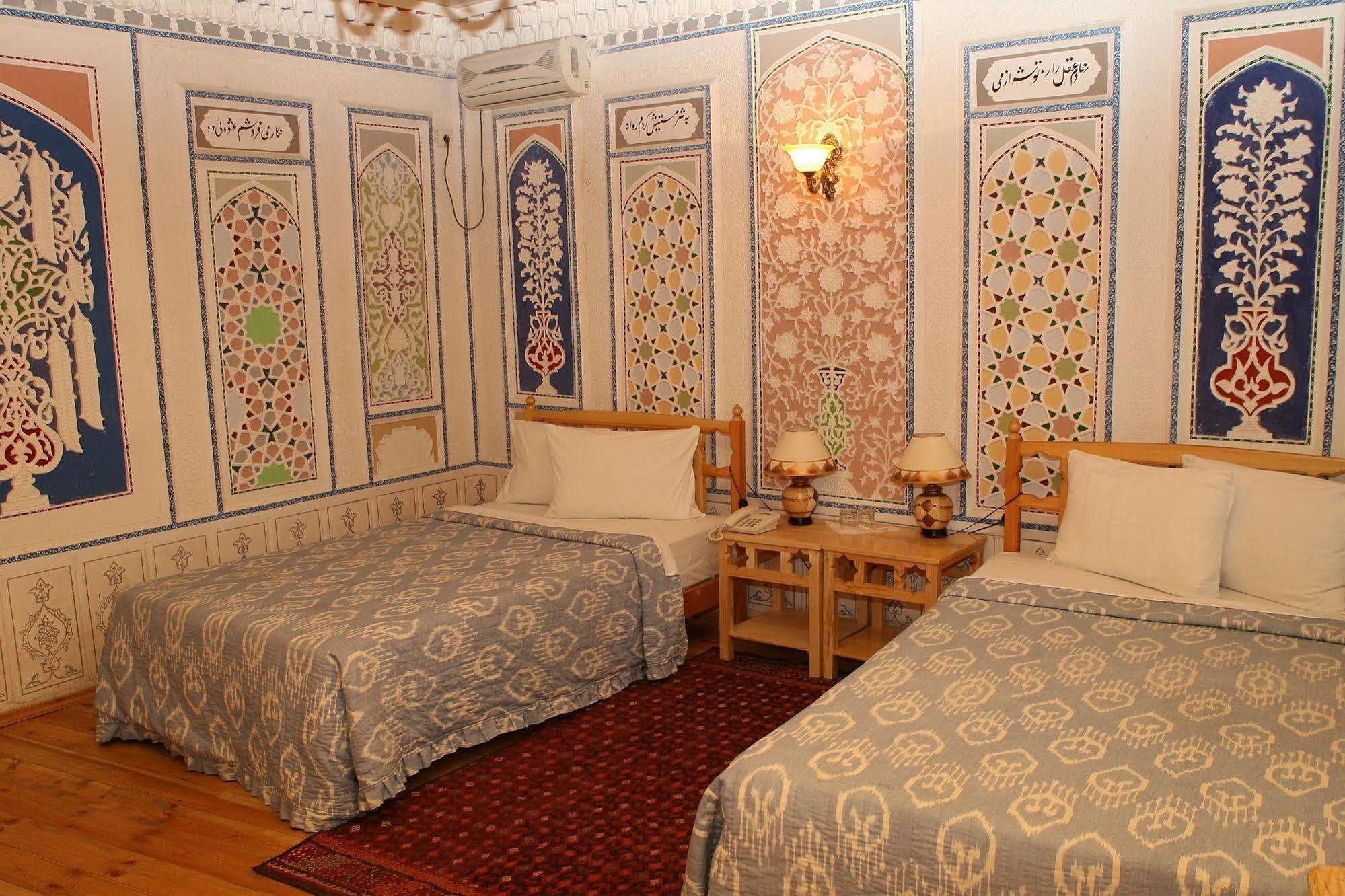 Komil Bukhara Boutique Hotel ภายนอก รูปภาพ