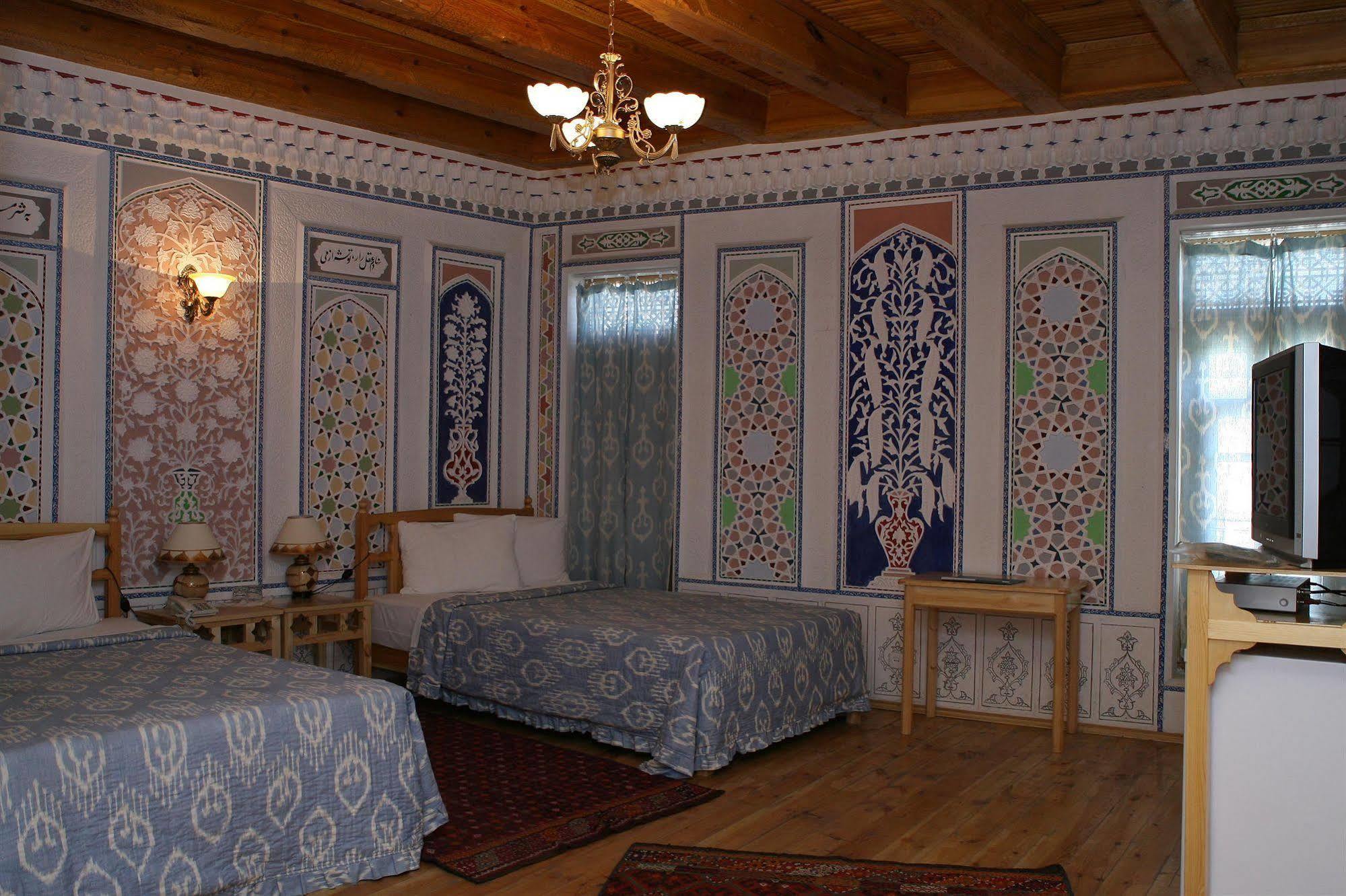 Komil Bukhara Boutique Hotel ภายนอก รูปภาพ